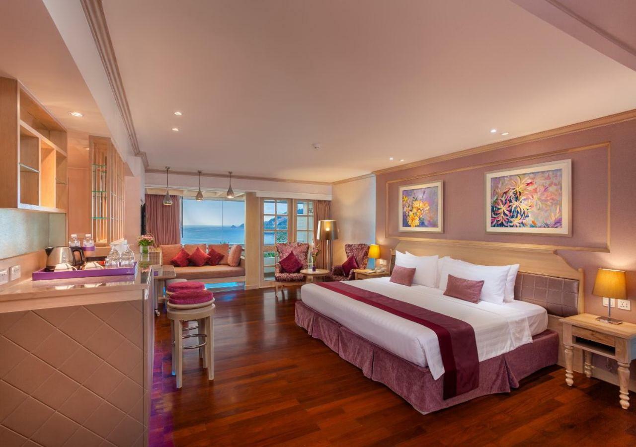 Diamond Suite Spa Bath